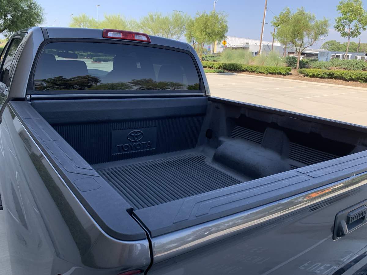 2016 Toyota Tundra SR5 photo 23