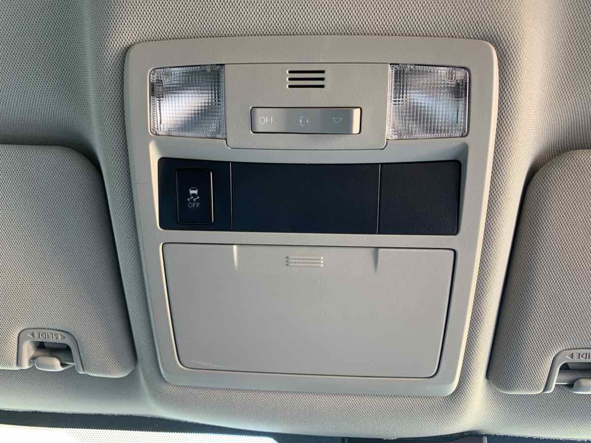 2019 Toyota Tacoma SR5 photo 2