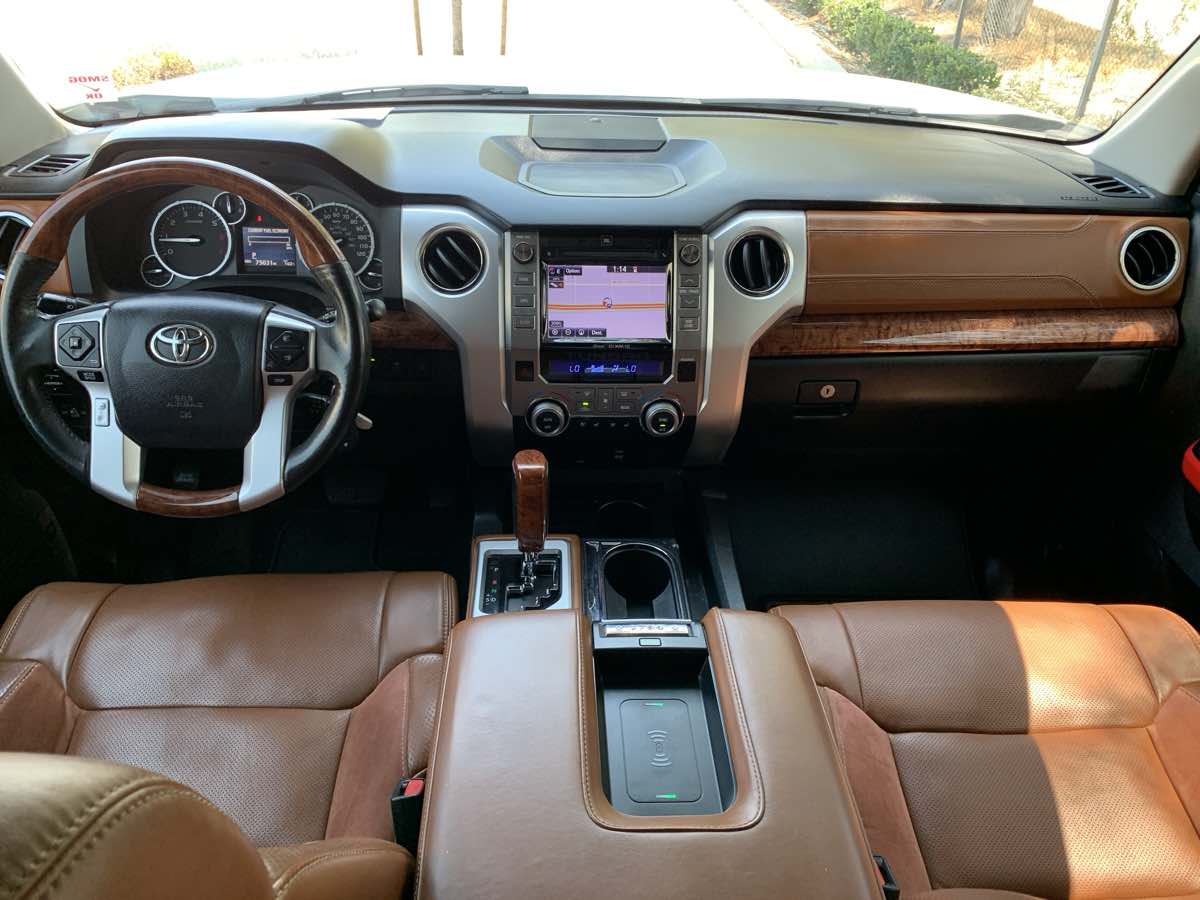 2015 Toyota Tundra Platinum Grade photo 25