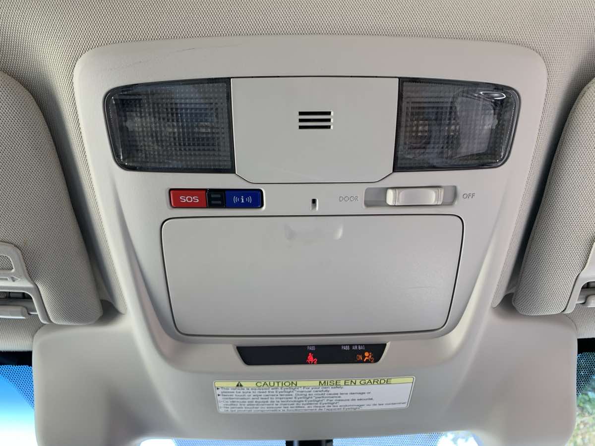 2017 Subaru Legacy Premium photo 2