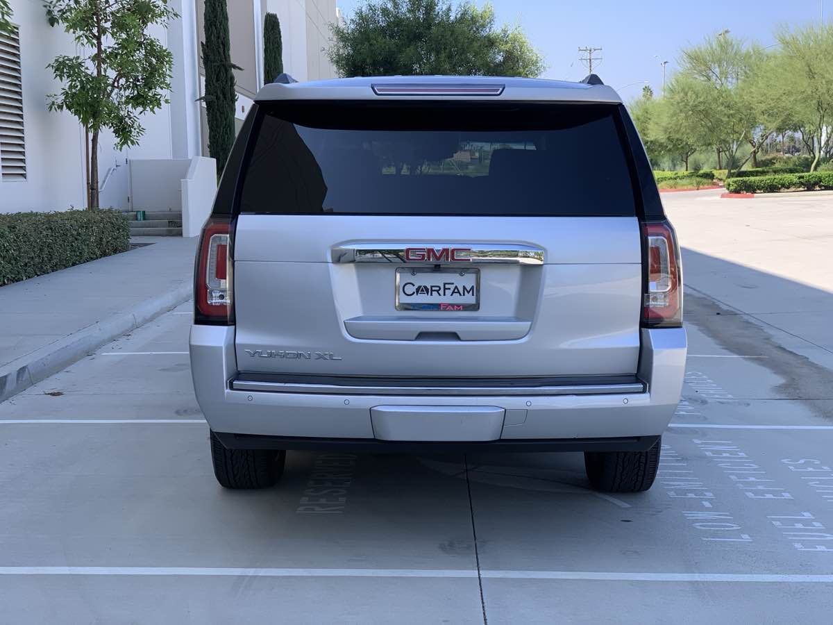2020 GMC Yukon XL Denali - Photo 5