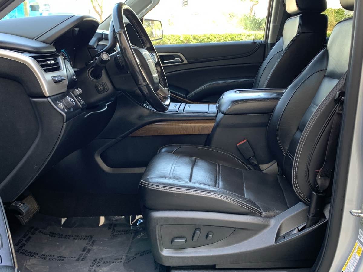 2020 GMC Yukon XL Denali - Photo 12