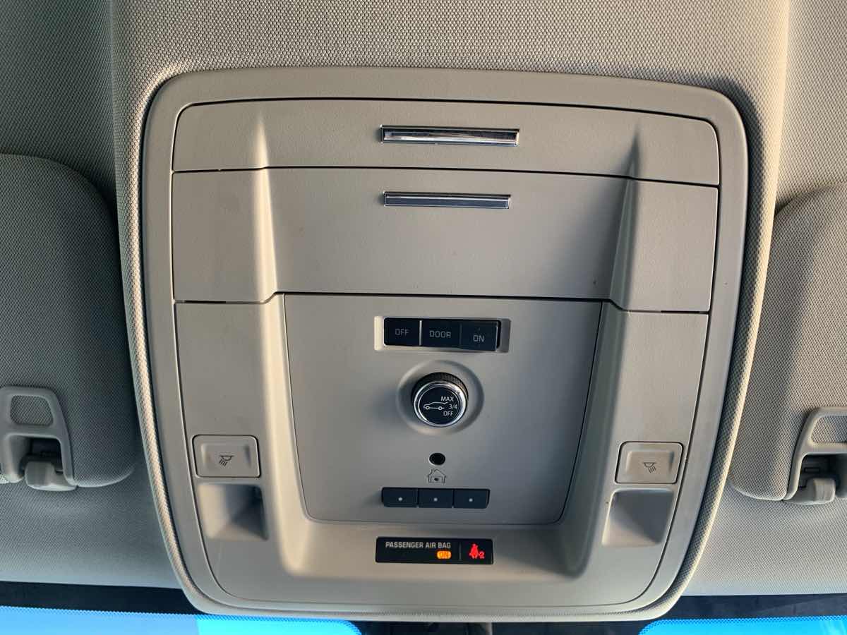 2020 GMC Yukon XL Denali - Photo 33