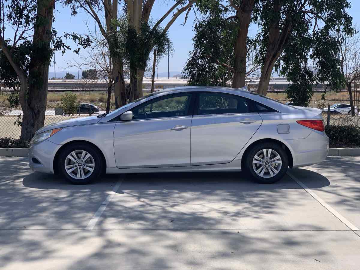 2011 Hyundai Sonata GLS photo 5