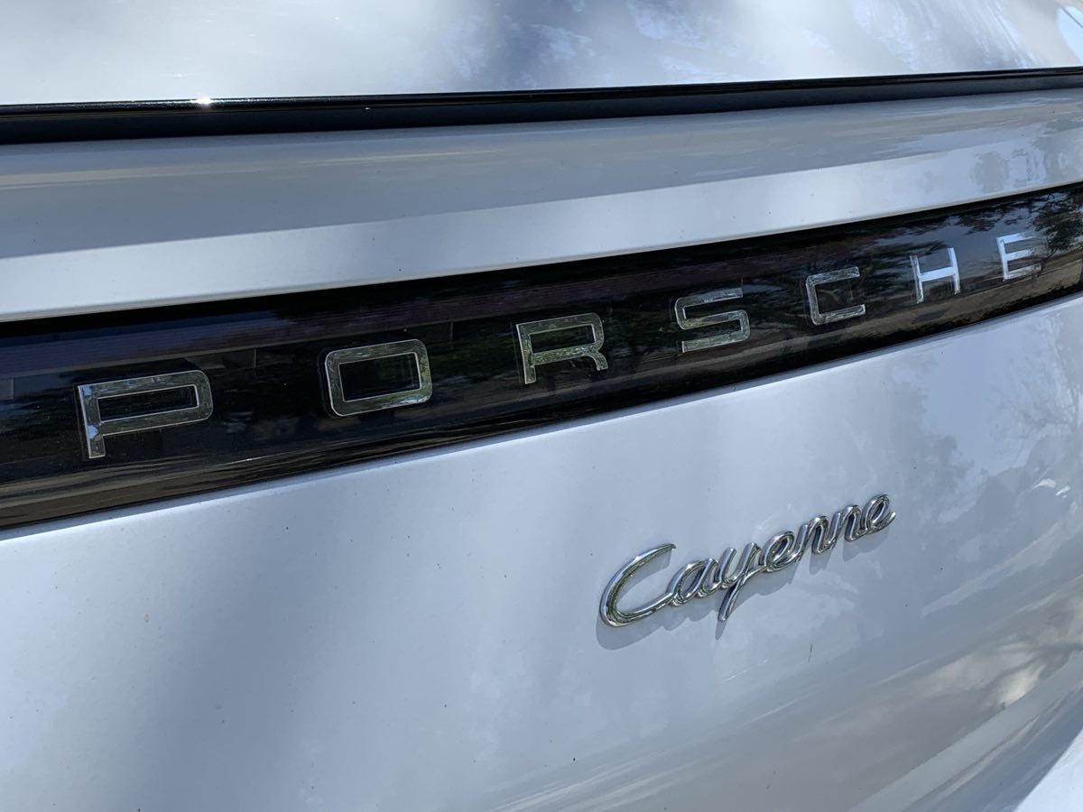 2020 Porsche Cayenne Coupe photo 7