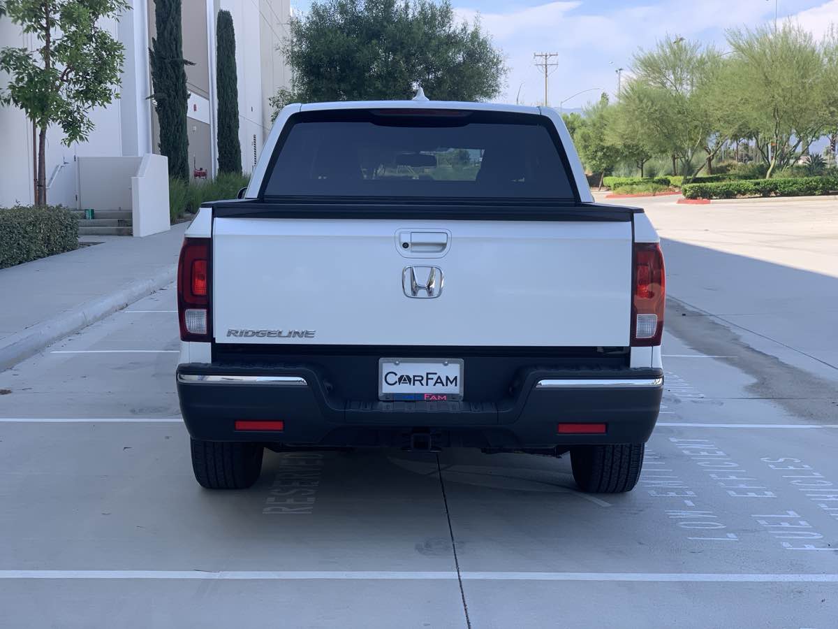 2017 Honda Ridgeline RTL-T photo 6