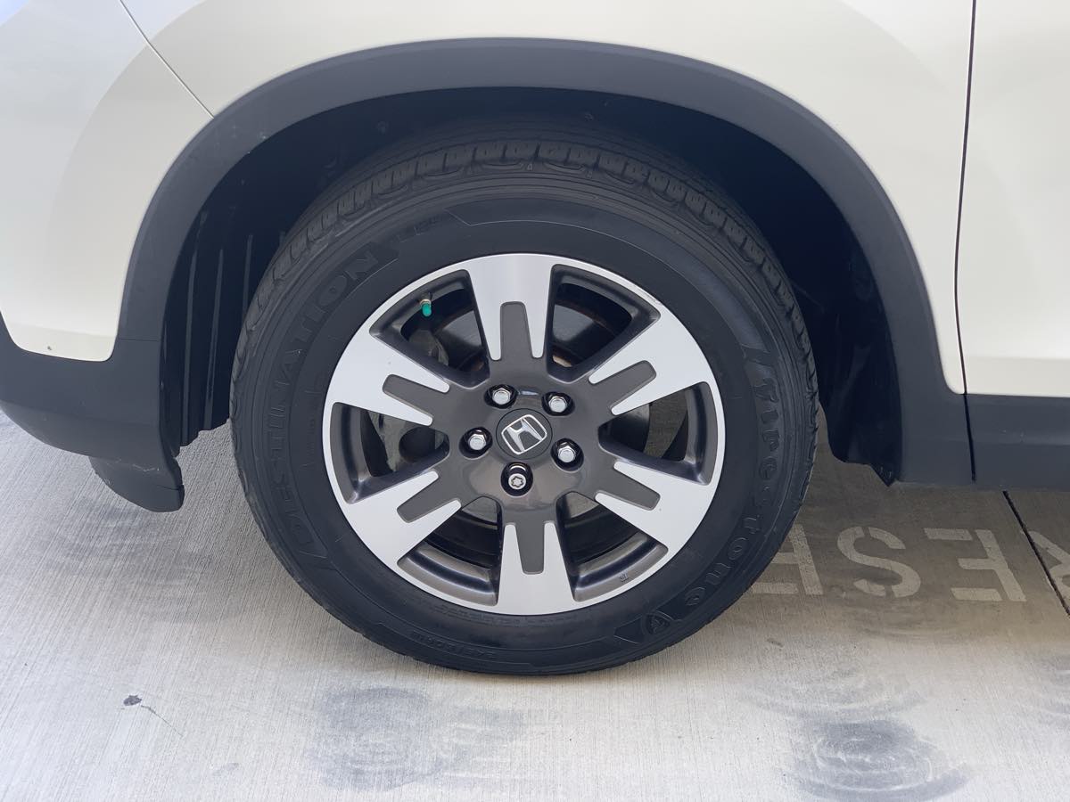 2017 Honda Ridgeline RTL-T photo 8