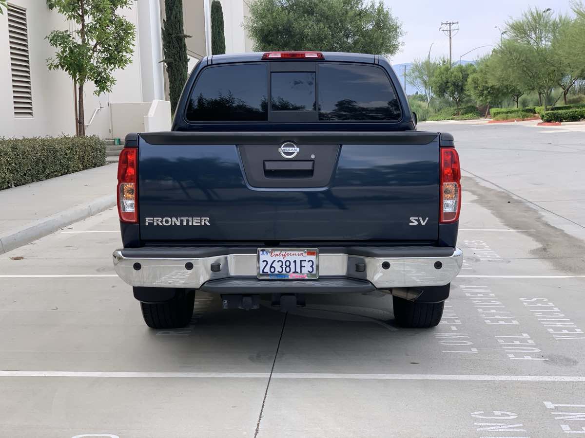 2021 Nissan Frontier Crew Cab SV photo 6