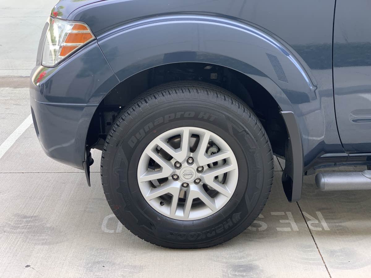 2021 Nissan Frontier Crew Cab SV photo 10