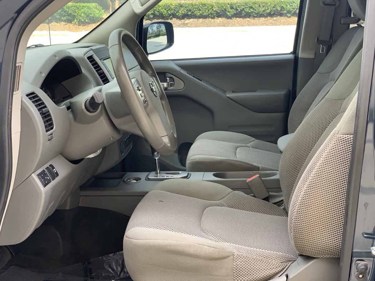 2021 Nissan Frontier Crew Cab SV photo 12