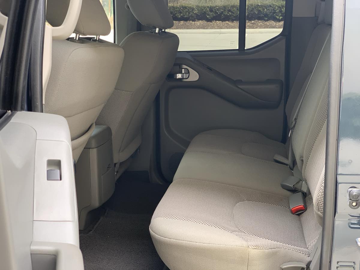 2021 Nissan Frontier Crew Cab SV photo 24