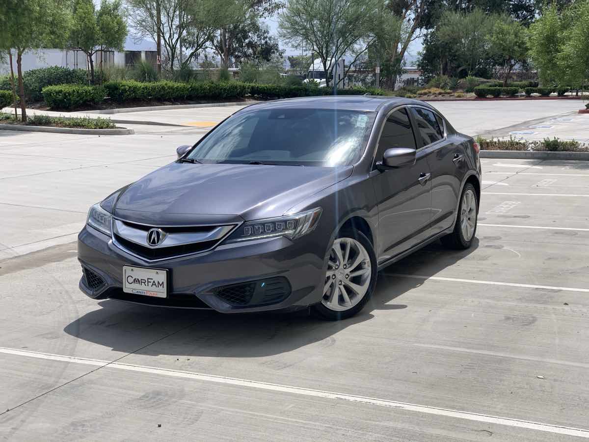 2017 Acura ILX Technology Plus photo 4