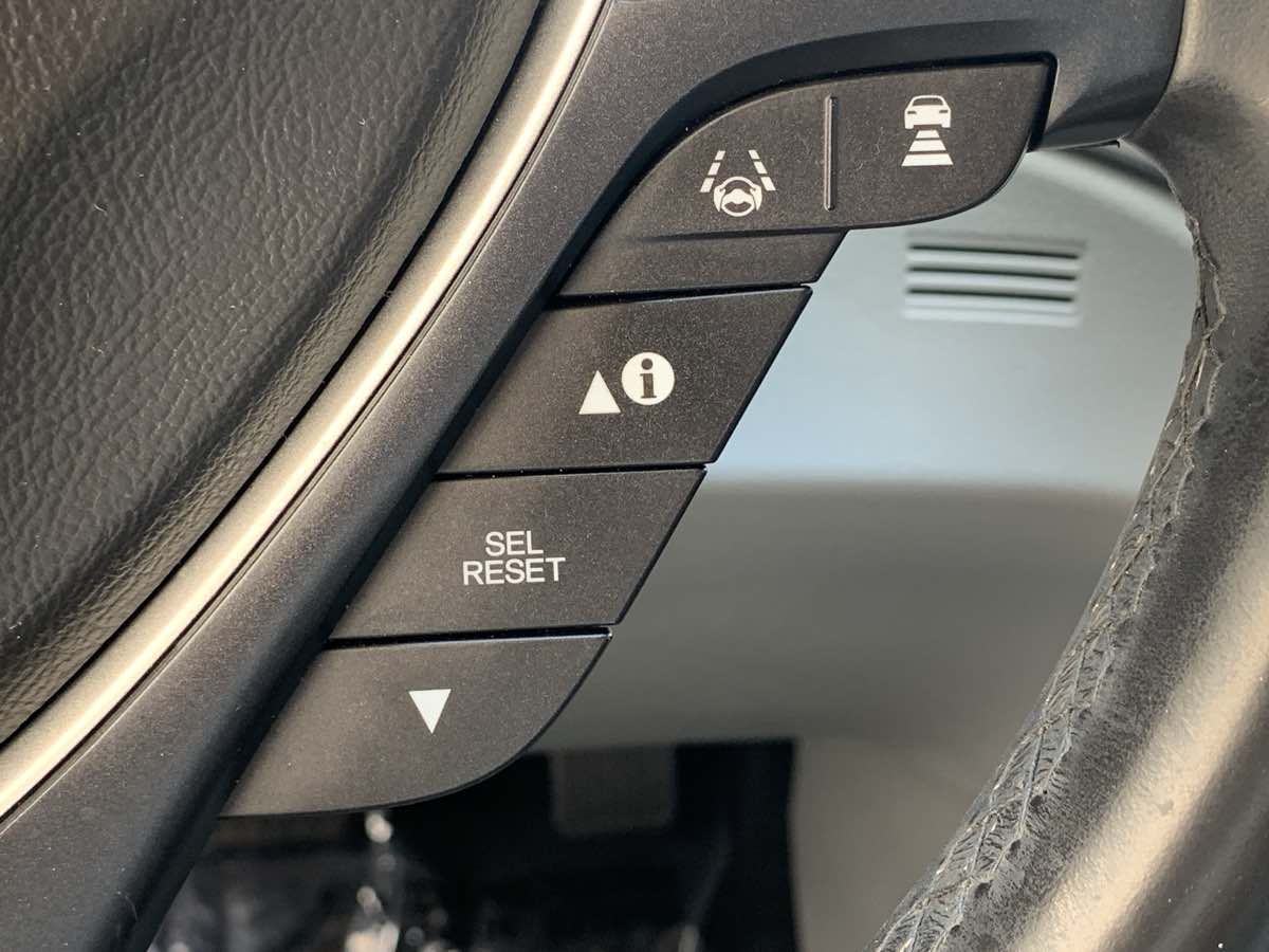 2017 Acura ILX Technology Plus photo 16