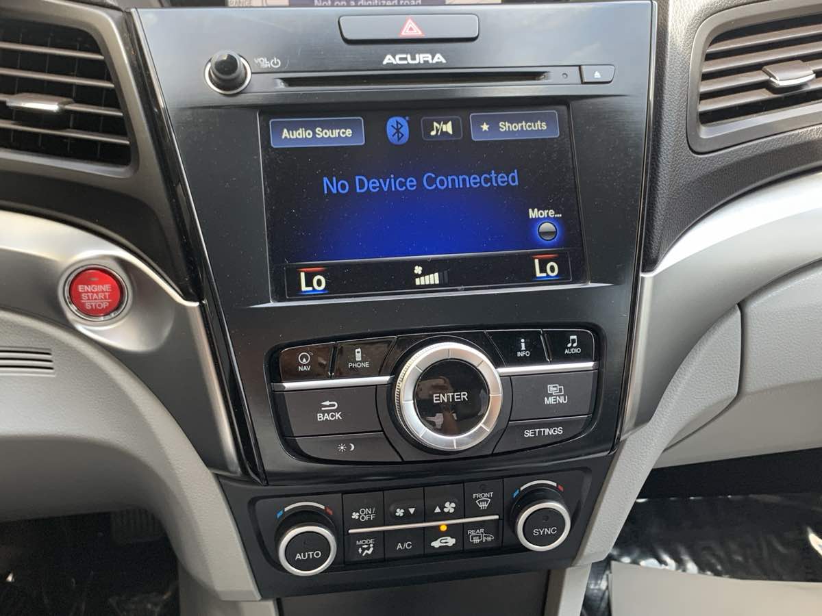 2017 Acura ILX Technology Plus photo 20