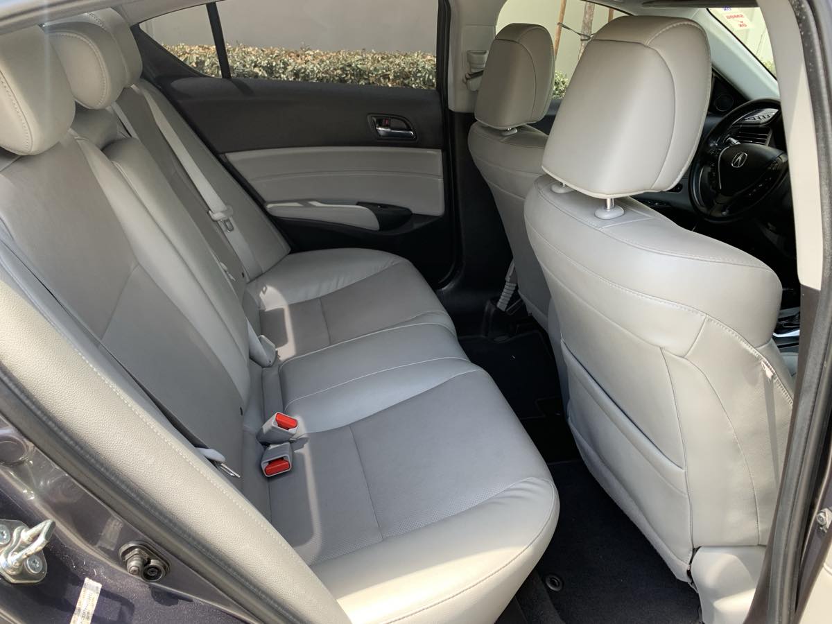 2017 Acura ILX Technology Plus photo 25