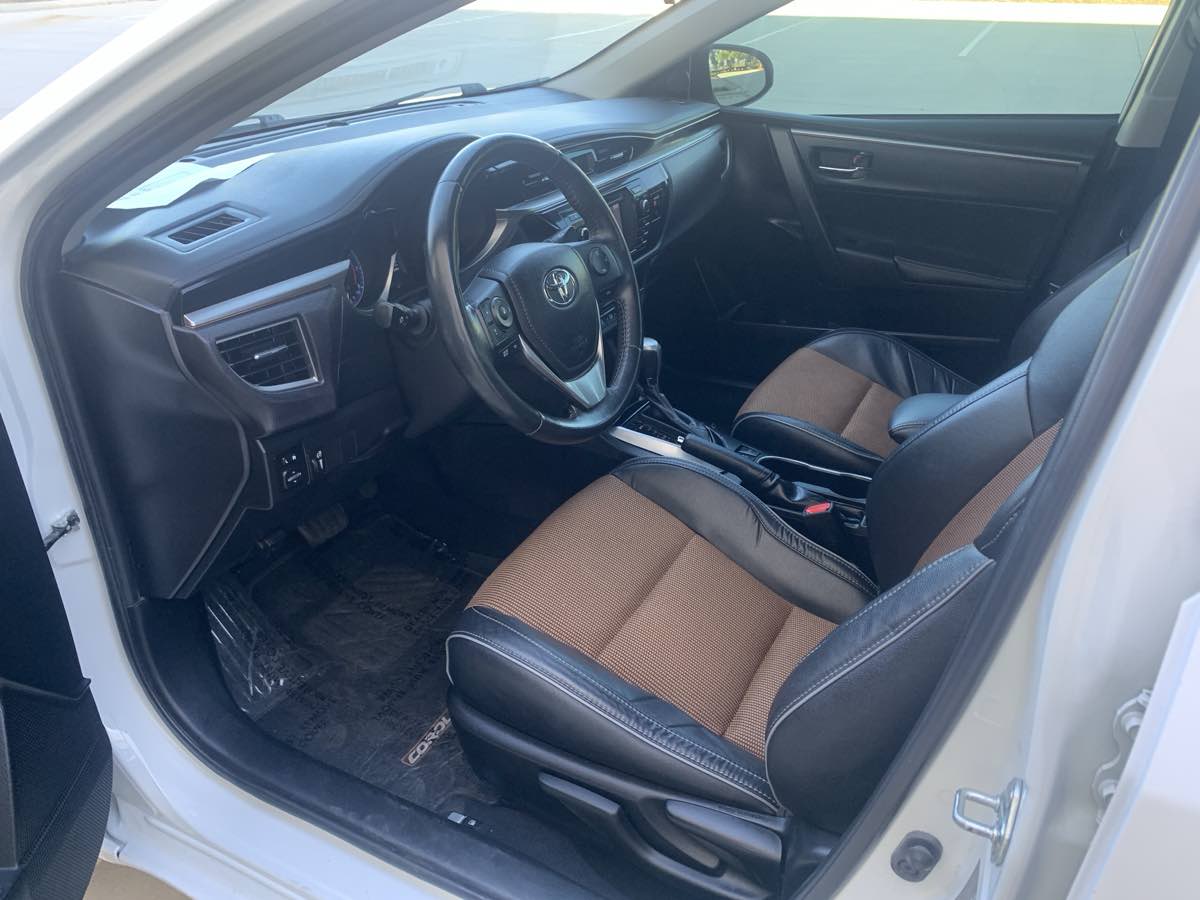 2014 Toyota Corolla Plus photo 11