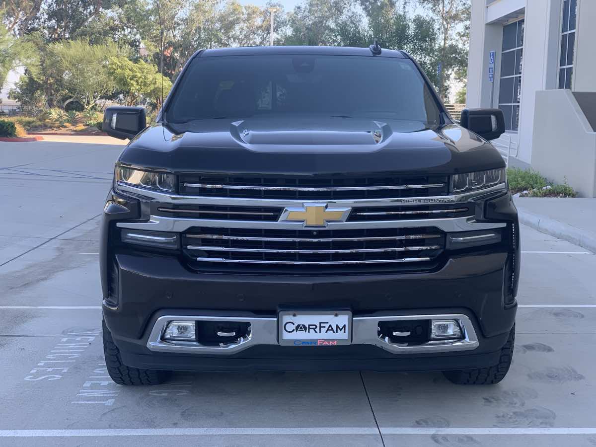 2019 Chevrolet Silverado 1500 High Country photo 3