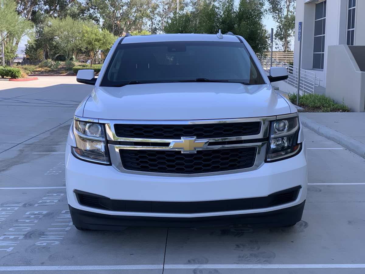 2019 Chevrolet Tahoe LT photo 3