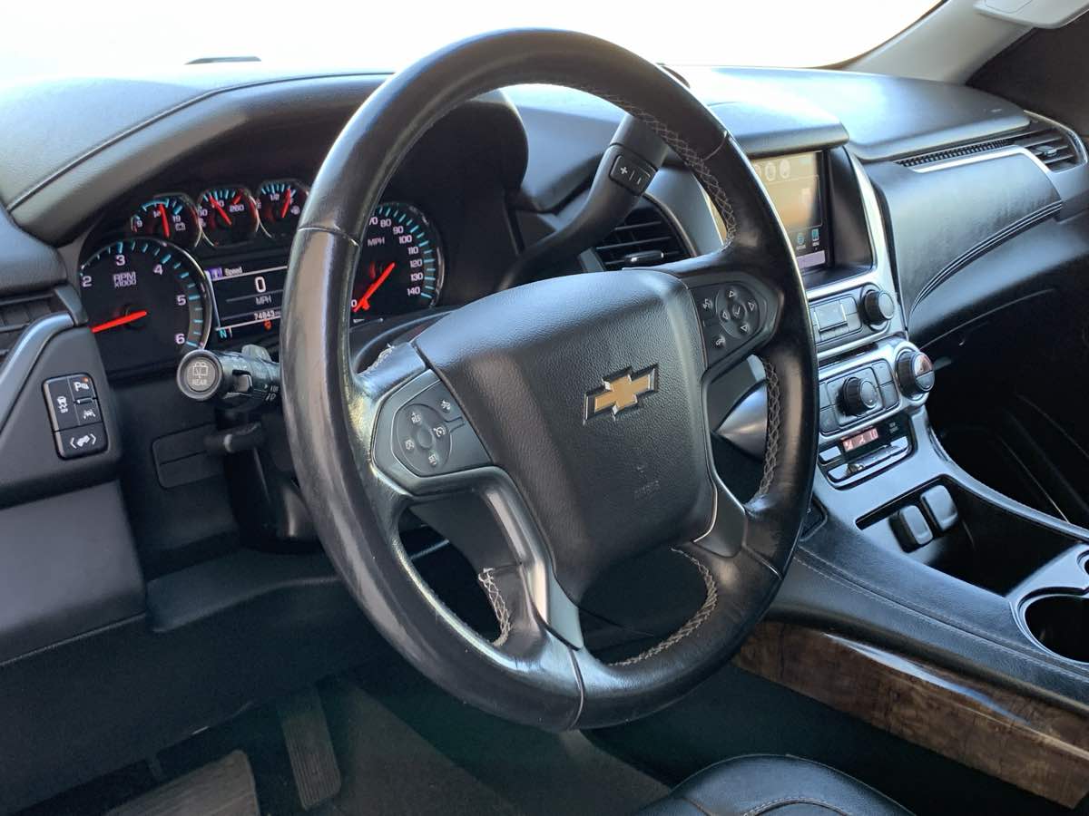 2019 Chevrolet Tahoe LT photo 13