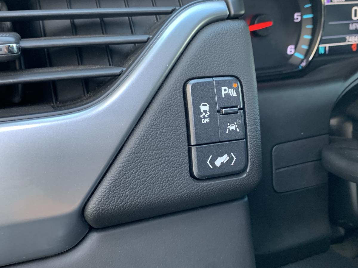 2019 Chevrolet Tahoe LT photo 15