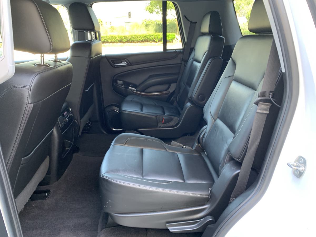 2019 Chevrolet Tahoe LT photo 26