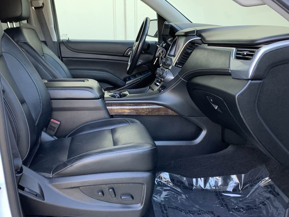 2019 Chevrolet Tahoe LT photo 28