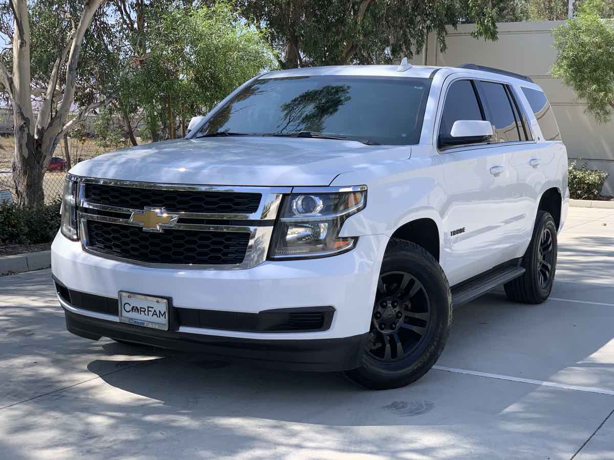 2016 Chevrolet Tahoe LS photo 3
