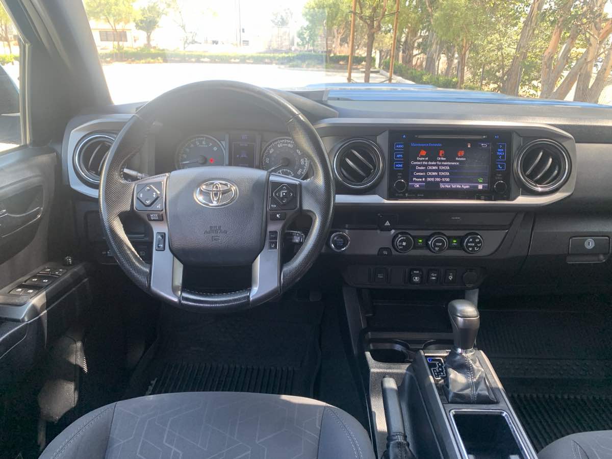 2019 Toyota Tacoma TRD Sport photo 22