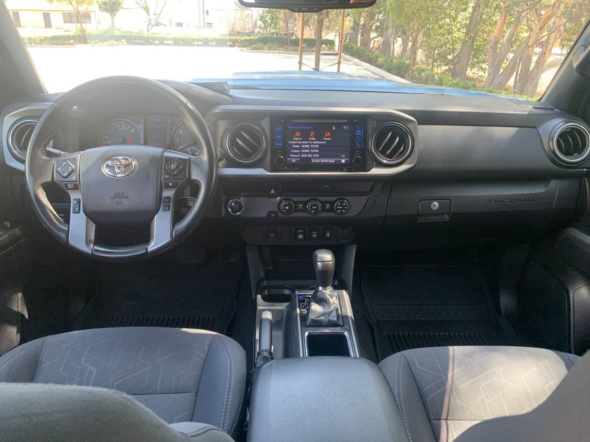2019 Toyota Tacoma TRD Sport photo 23