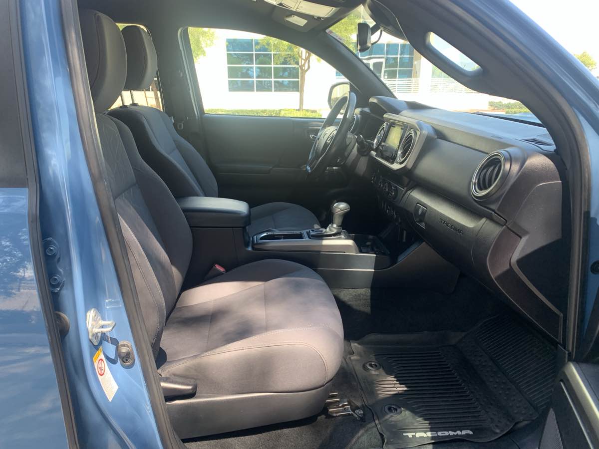 2019 Toyota Tacoma TRD Sport photo 26