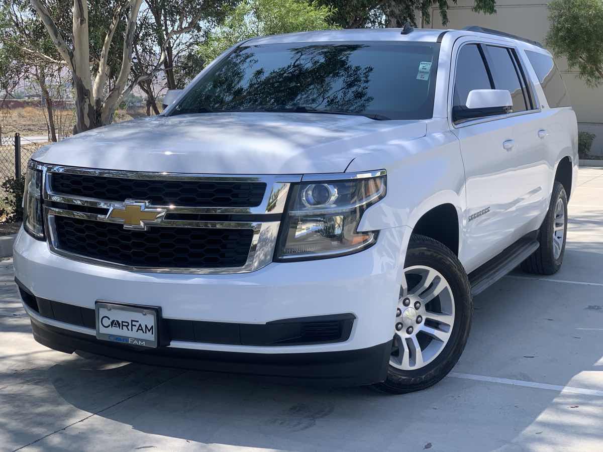 2015 Chevrolet Suburban LS photo 2