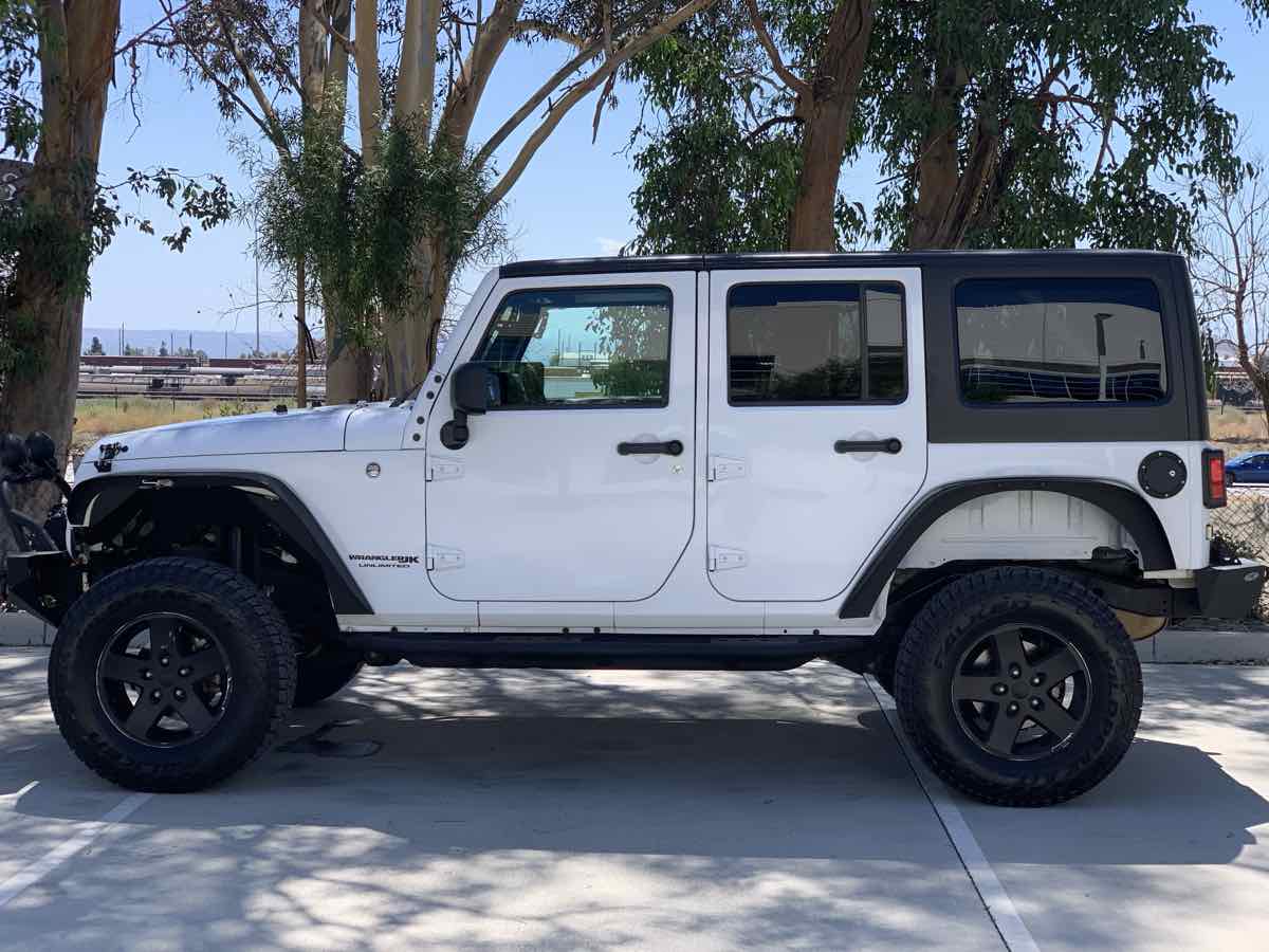 2018 Jeep Wrangler Unlimited Sahara photo 5