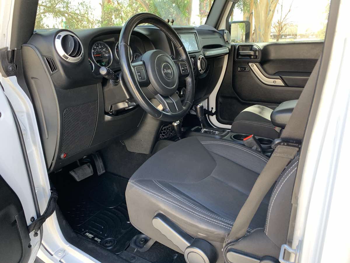 2018 Jeep Wrangler Unlimited Sahara photo 10