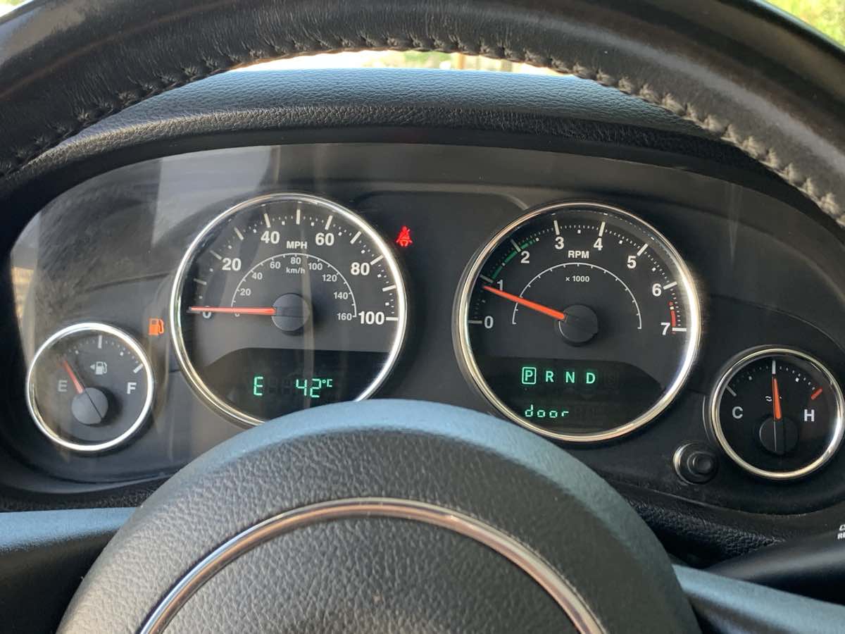 2018 Jeep Wrangler Unlimited Sahara photo 14