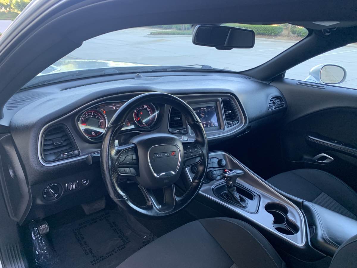 2022 Dodge Challenger GT photo 12