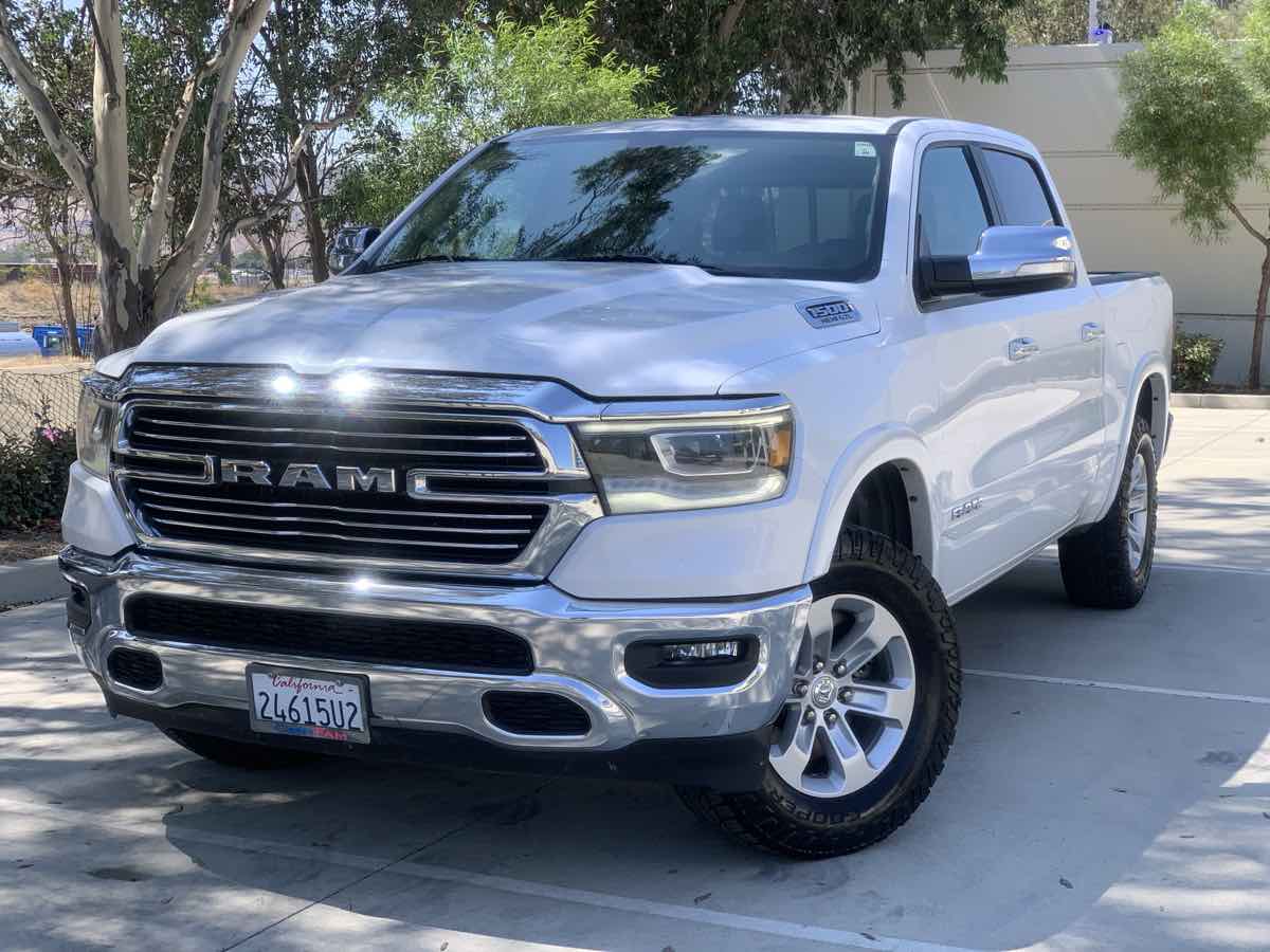 2019 Ram 1500 Laramie photo 3