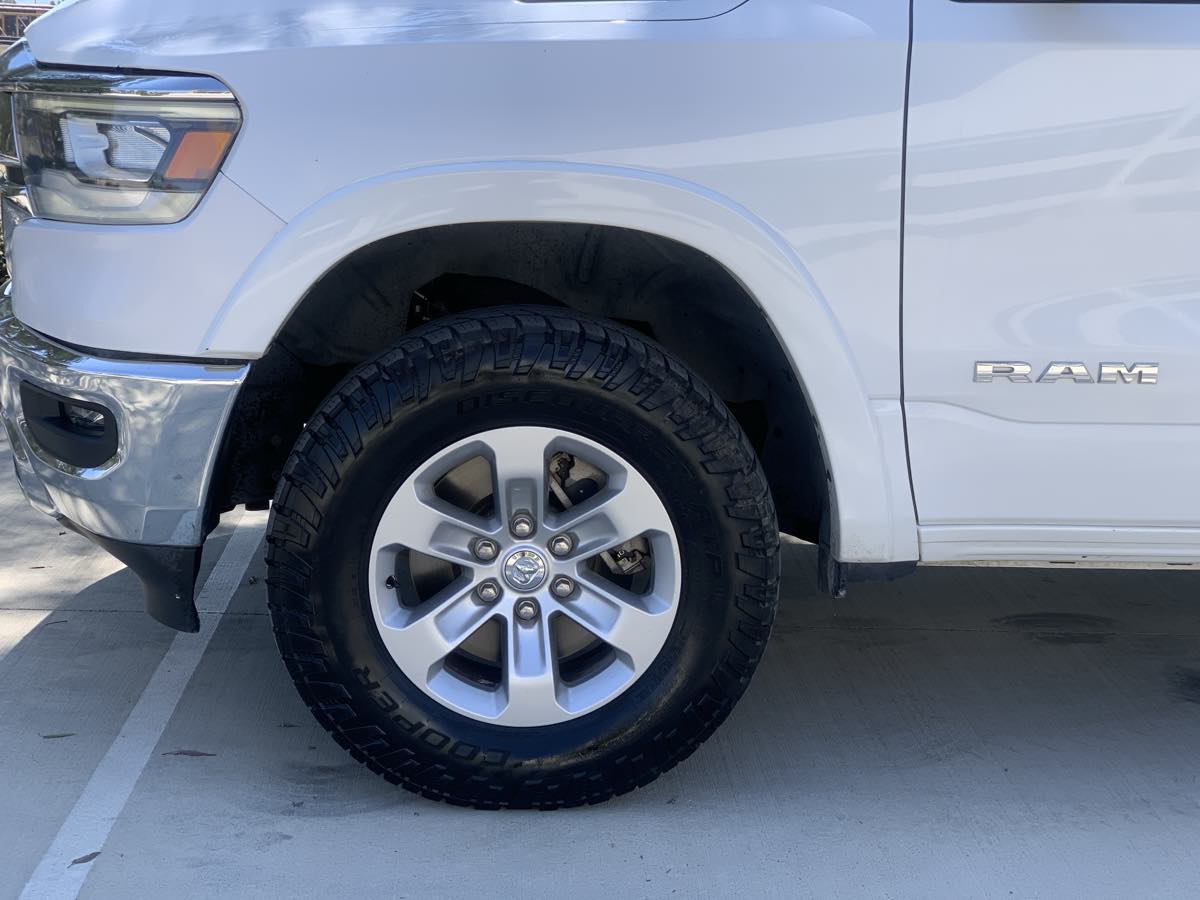 2019 Ram 1500 Laramie photo 13