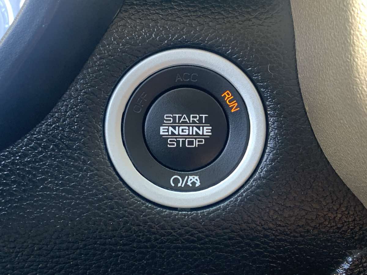 2019 Ram 1500 Laramie photo 23
