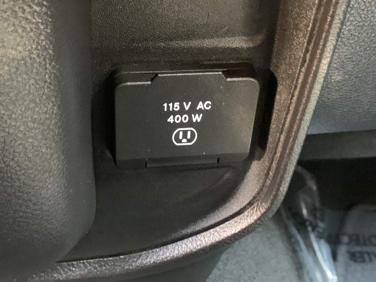 2019 Ram 1500 Laramie photo 28