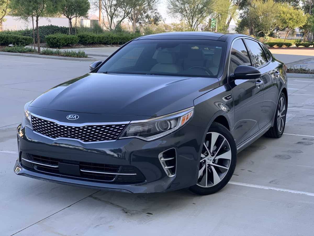 2016 Kia Optima Turbo photo 3