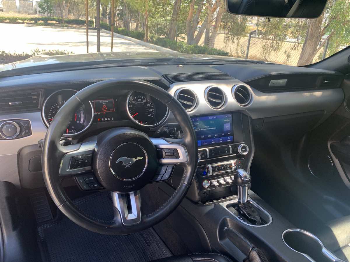 2021 Ford Mustang EcoBoost Premium photo 16