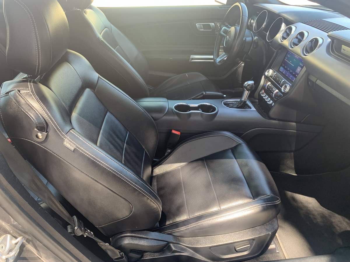 2021 Ford Mustang EcoBoost Premium photo 19