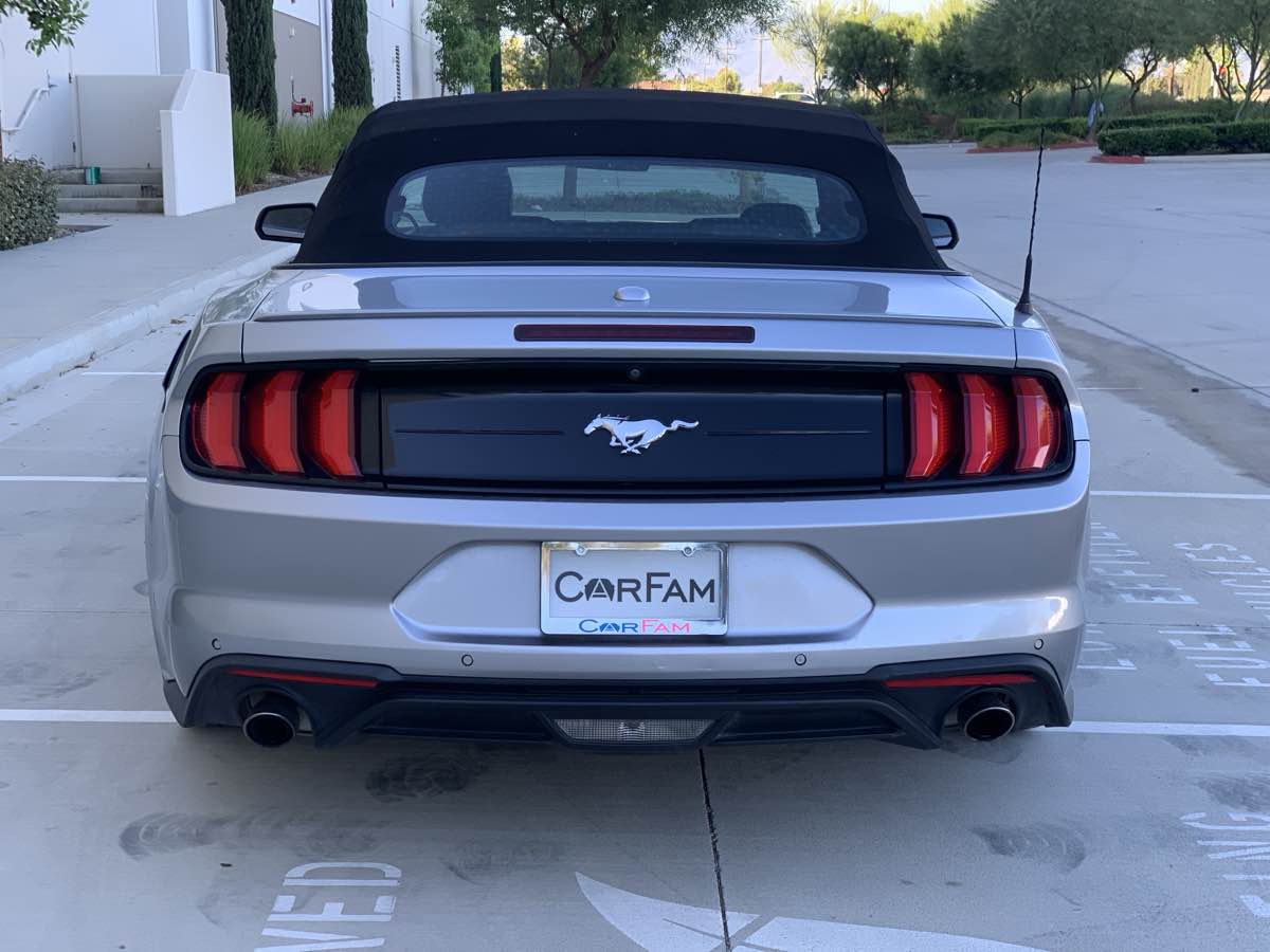 2021 Ford Mustang EcoBoost Premium photo 6