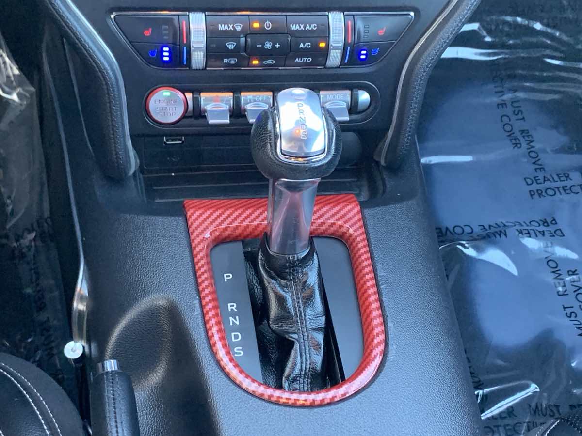 2021 Ford Mustang EcoBoost Premium photo 17