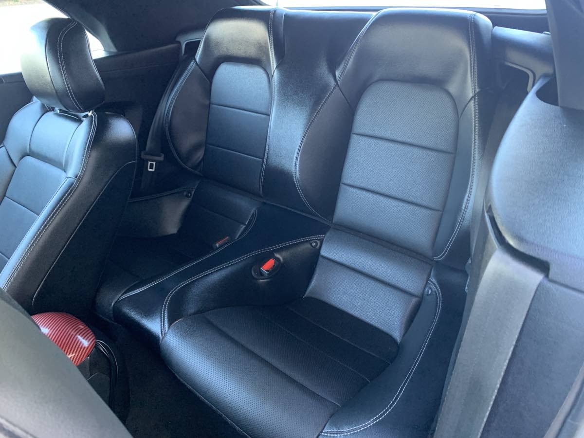 2021 Ford Mustang EcoBoost Premium photo 23
