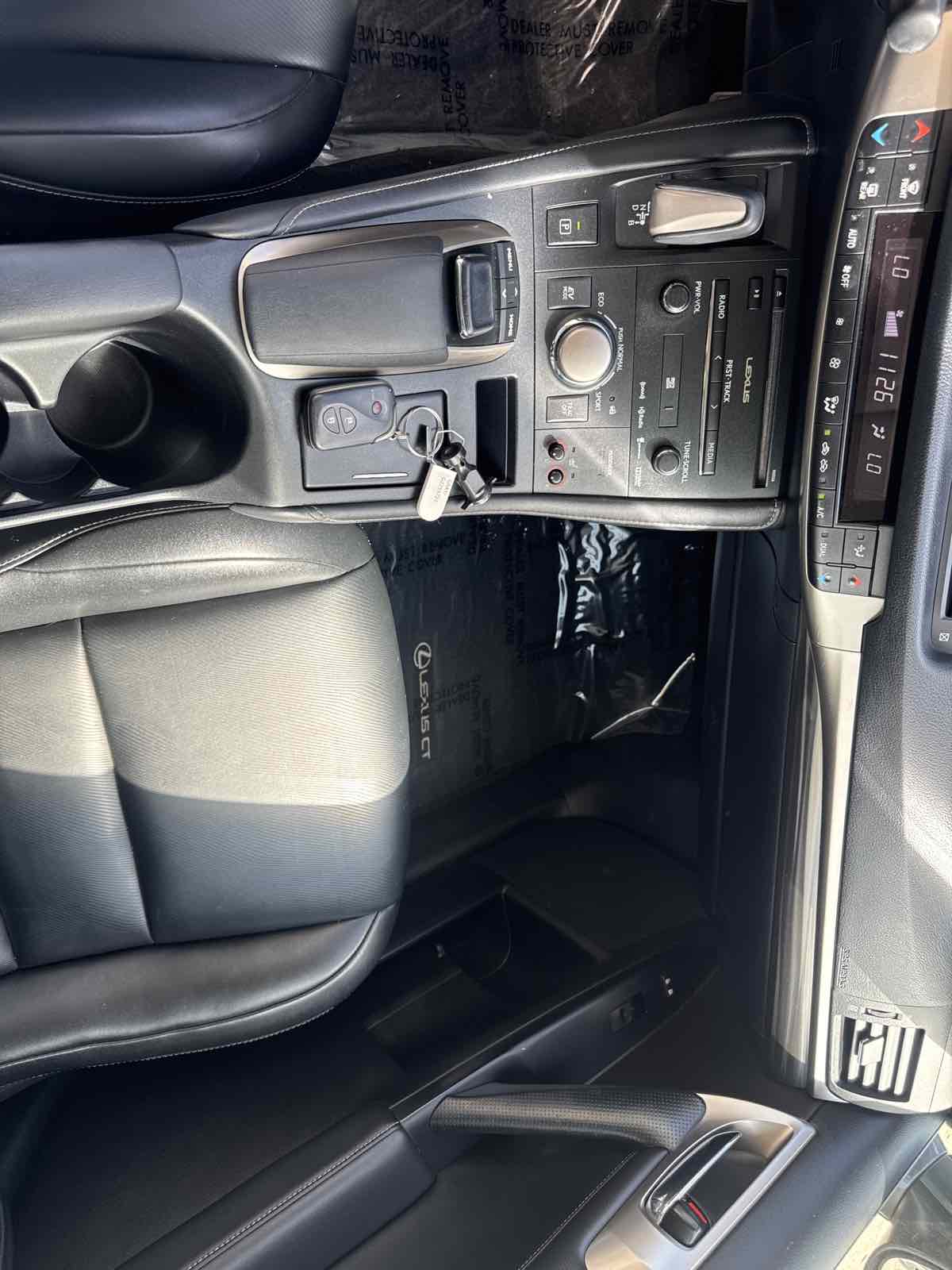 2016 Lexus CT 200h photo 19