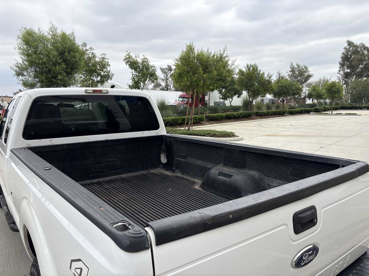 2016 Ford F-250 XLT photo 8