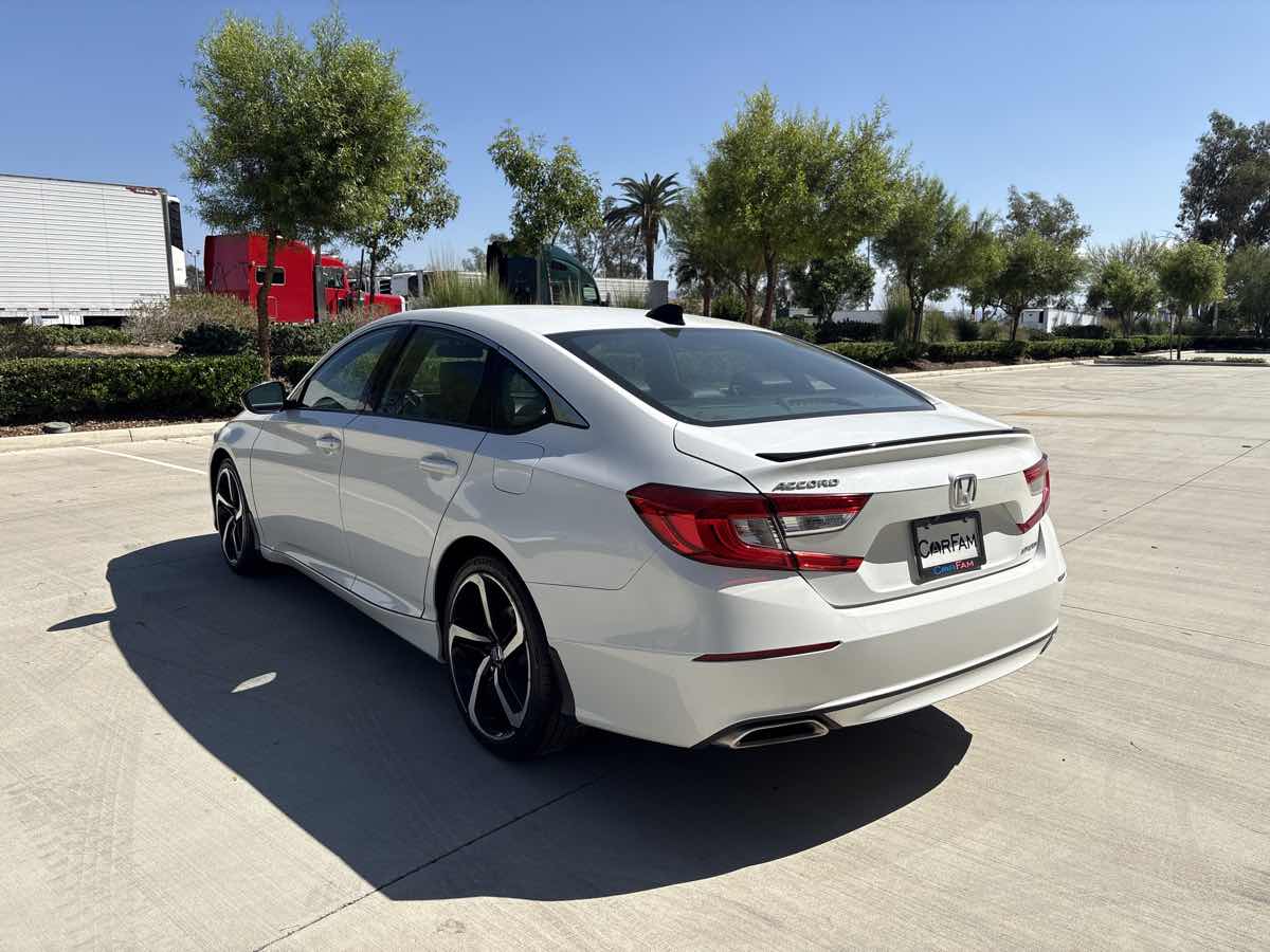 2021 Honda Accord Sport photo 3