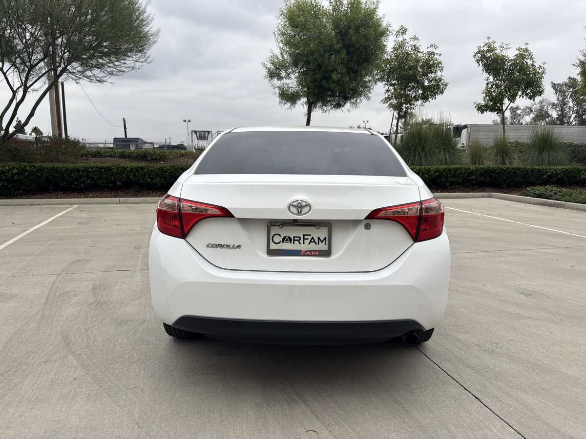 2019 Toyota Corolla L photo 4