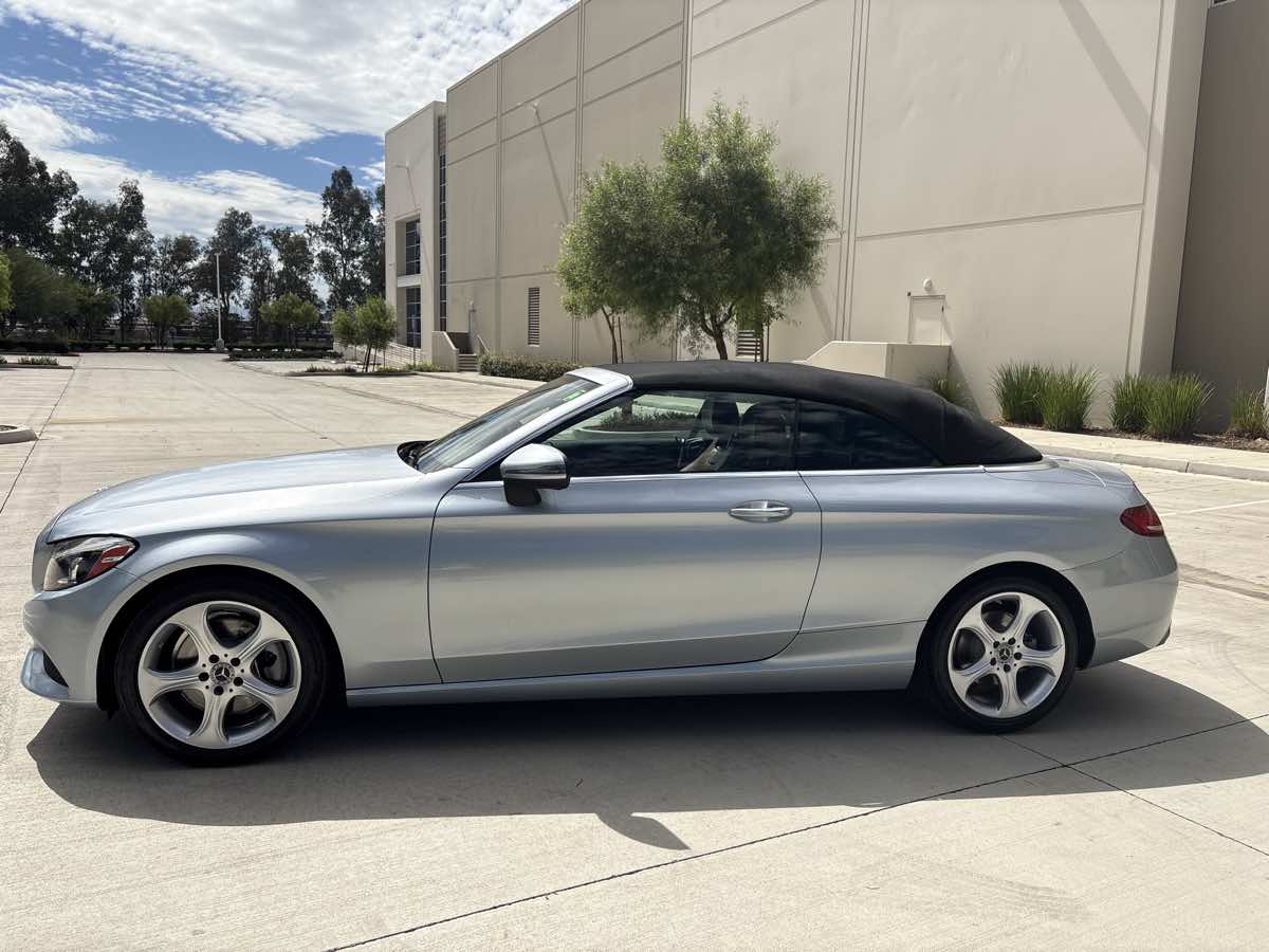 2017 Mercedes Benz C 300 Cabriolet photo 2